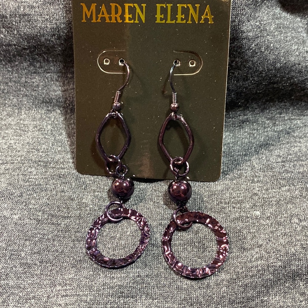 Beautiful dark purple drop earrings.